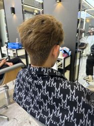 -藤野造型烫发染发