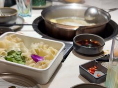 -喃喃椰·糟粕醋·椰子鸡火锅(七堡花园店)