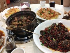 -渝君重庆火锅(嘉宾路店)
