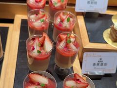 -雍容荟帝王蟹活龙虾展台自助(IFS黑金店)