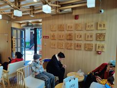 -霸王茶姬(南强街店)