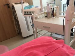 -成都苗方清颜专业祛痘