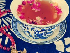-菩提树咖啡馆日咖晚酒(龙湖店)