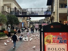 -王府井奥莱临潼小镇(临潼店)