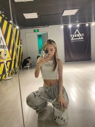 点击看大图 -TOMBOY爵士舞韩舞舞社