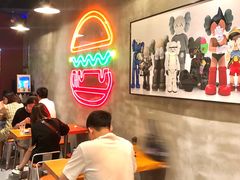 -牛纽塔·牛人堡(群众路店)