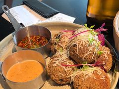 空气黑豆腐丸子-Ameigo梅果·云贵川bistro(长宁来福士店)