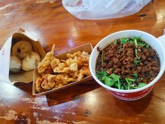 -八一路好吃街(雨田商务大厦店)