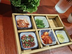 -喜牛烧肉酒场·黑金店(威高广场店)