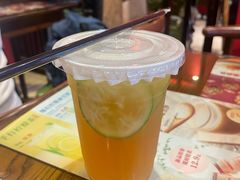 -何记花甲(海岸城旗舰店)