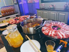 -唯爱KTV聚会餐厅(仙林东城汇店)