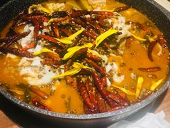-山城外·非遗酸菜鱼(财富中心店)