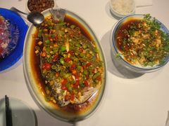-巷子里小酒馆(繁荣路店)