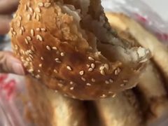 油酥饼-秦园惠山豆腐花(惠山古镇店)