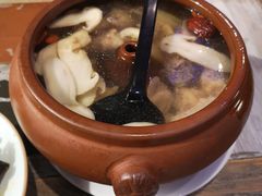 汽锅鸡-滇越乘象云南餐厅(豆各庄店)