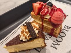 -HOT CRUSH趁热集合·现烤面包(上海环球港店)