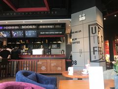 -西西弗书店&矢量咖啡(凯德晶萃广场店)