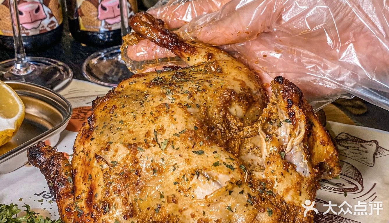 🆘这家的BBQ慢烤猪排也太绝了吧❗️美式餐酒吧🍻