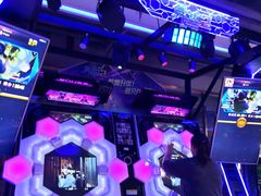 -嗨翻Hi-Fun竞技主题乐园·蹦床亲子生日轰趴(国光1937店)