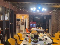 -玩坞轰趴馆·户外团建聚会主题生日派对馆(世豪广场店)