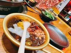-牛小嫩串串火锅(老国贸总店)