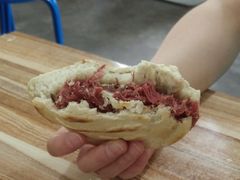 腊牛肉夹馍-杨天玉腊牛羊肉店