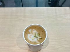 栀子花梨香拿铁-Seesaw Coffee(武商MALL·武广店)
