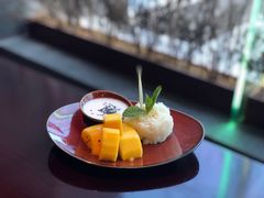 甜糯米团配泰国芒果-红泰·泰精选·特色料理(中山路店)