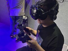 -VR 间客漫·PS电玩·虚拟现实包间游戏电竞(街道口店)