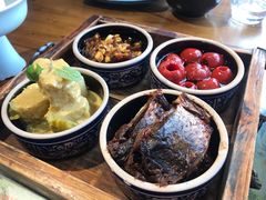 凉菜四拼-局气烤鸭·北京菜(前门店)