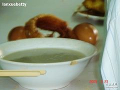 豆汁+焦圈-老磁器口豆汁店(天坛店)