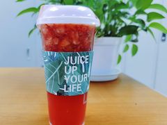 手打青柠草莓汁-Mr.Fruits水果先生(朝阳门悠唐店)