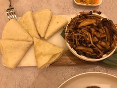 品鲜酱汁三味菇-湖影中餐厅·南京金茂威斯汀大酒店