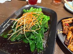 -梧桐树下(云锦世家店)