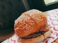 老泰泰汉堡-悠航SLOWBOAT(三里屯店)