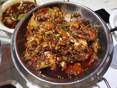 -凤凰路何眼镜香辣蟹(花果园店)