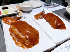 酥不腻烤鸭-小大董·烤鸭(观景餐厅·南京西路店)