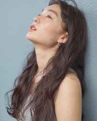 -BULB STUDIO 巴柏明星发型工作室