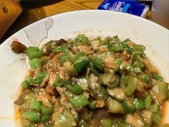 -爱碗亭·鲜炒湖南菜(壹城中心店)