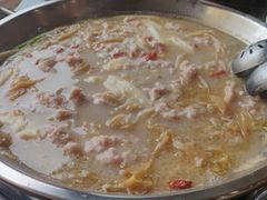 -老来福·非遗酸汤兔(凯旋路店)