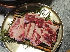 -草家酱蟹炭火烤肉店(珲春南路二店)