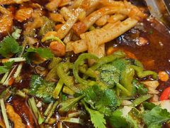 -柳州肥姨妈大骨螺蛳粉(东靖路店)