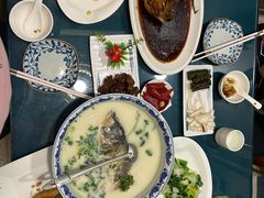-南京金牛湖巨碗鱼头