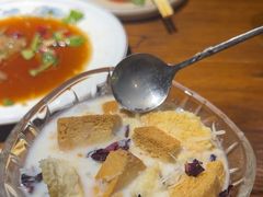 泡鲁达-遇见阿家村云南菜(魏公村店)