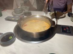 -喃喃椰·糟粕醋·椰子鸡火锅(七堡花园店)
