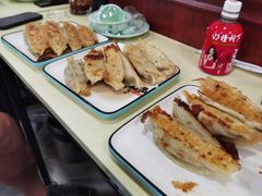 韭菜肉锅贴-春水锅贴·传统鲁菜(大明湖店)