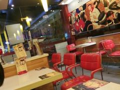 大堂-尊宝比萨(华景新城店)