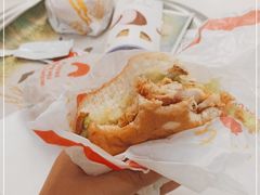 -麦当劳(欢乐谷店)