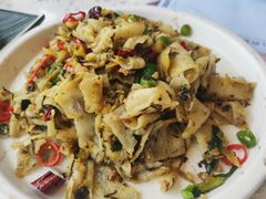 酸菜炒软饼-赵小姐丨新中餐(曲江店)