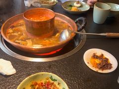 -菌自由丨野生菌火锅特色庭院餐厅(丽江古城店)